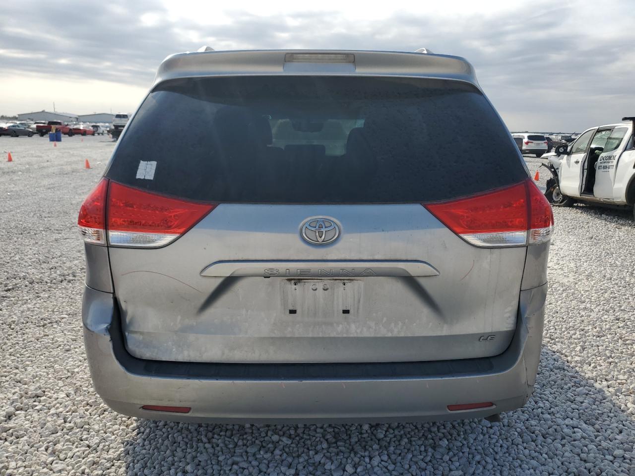 5TDKK3DCXES433306 2014 Toyota Sienna Le