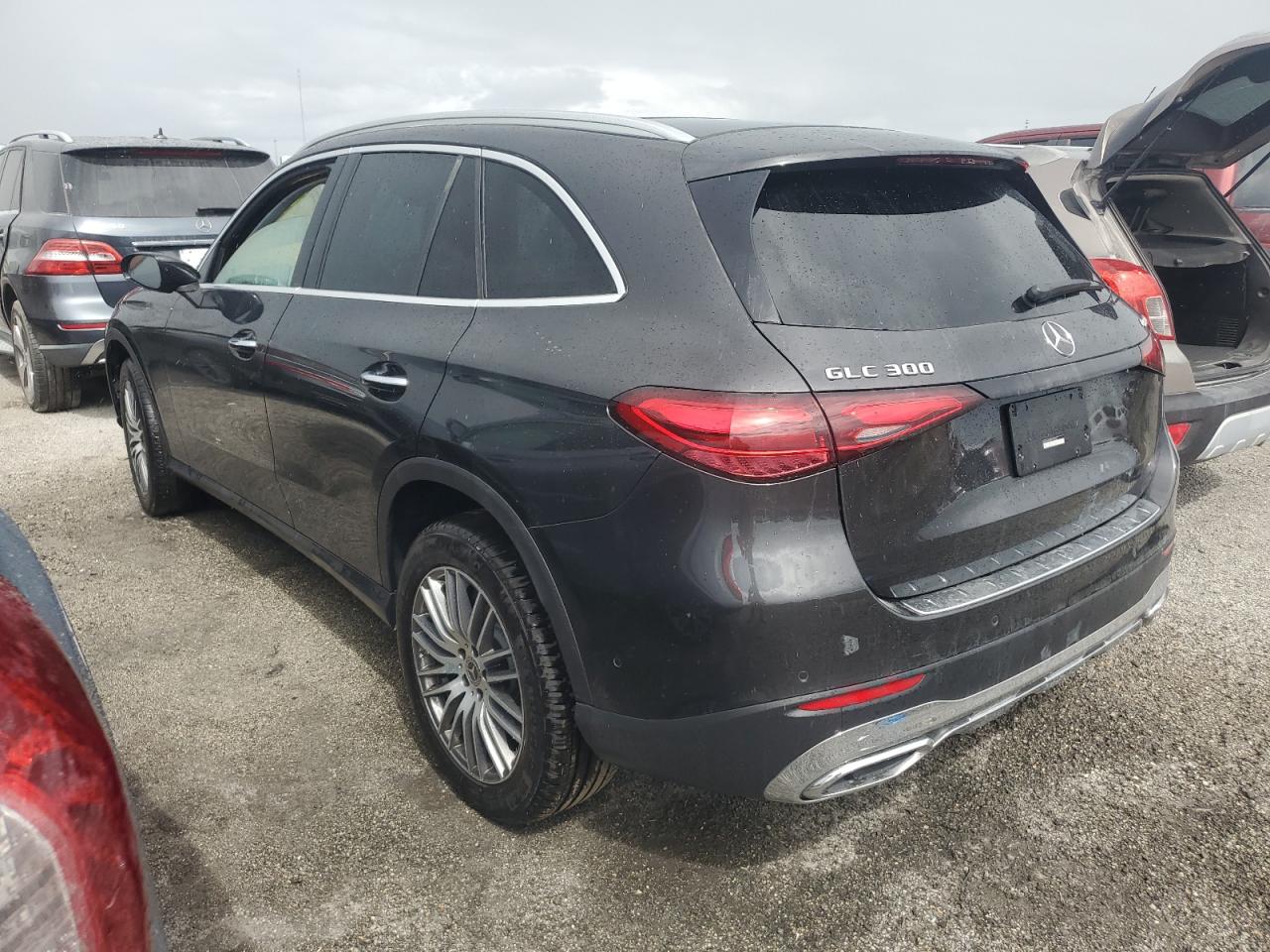 2024 Mercedes-Benz GLC - Image 2