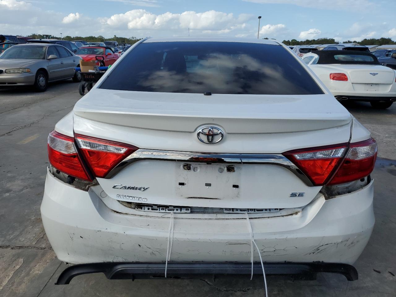 4T1BF1FK6FU074851 2015 Toyota Camry Le