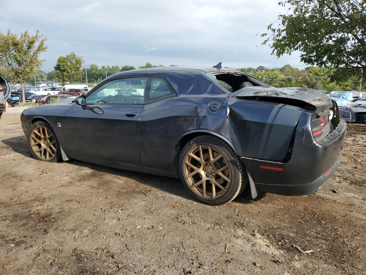 2016 Dodge Challenger - Image 2