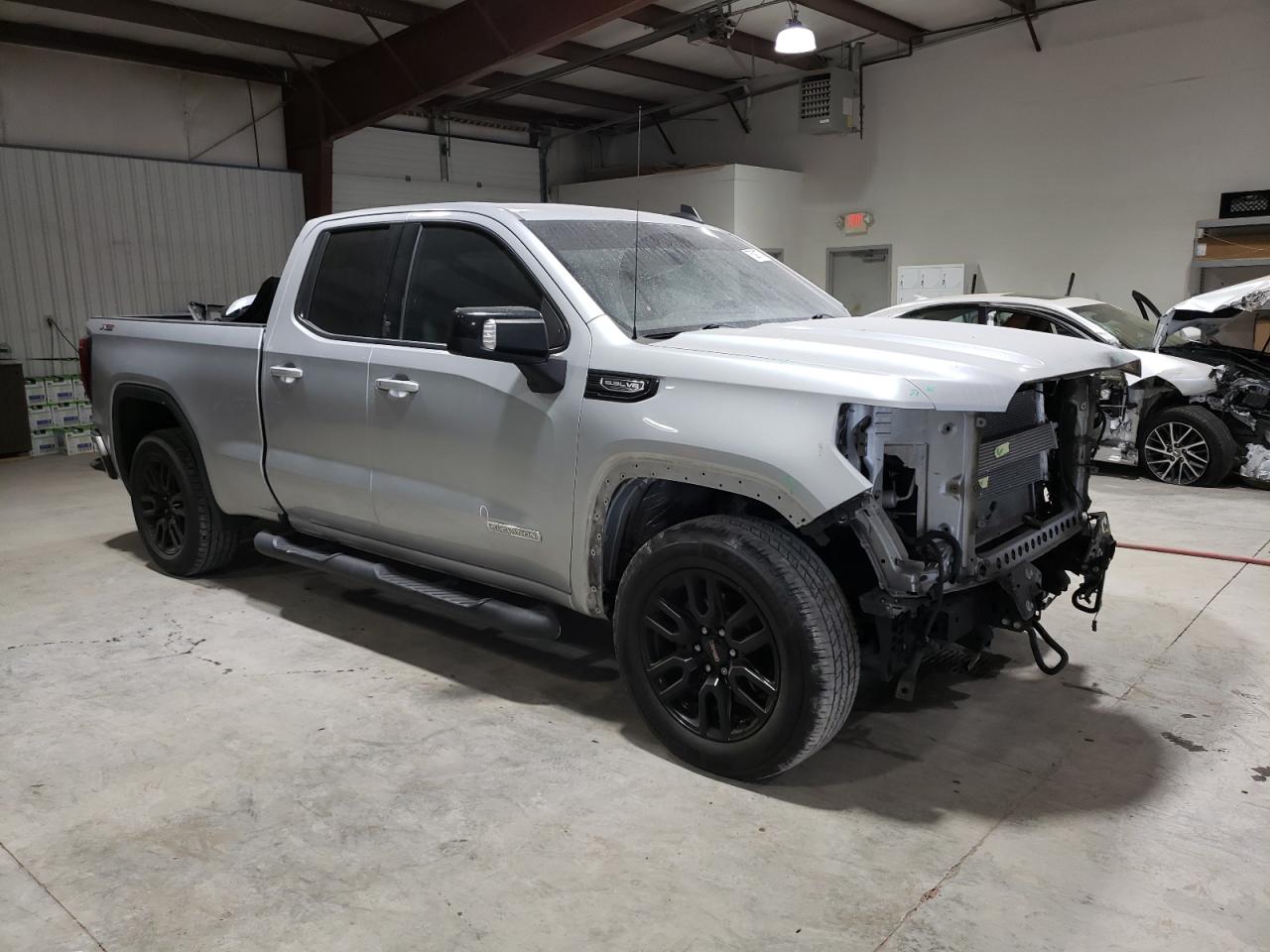 2019 GMC Sierra - Image 4