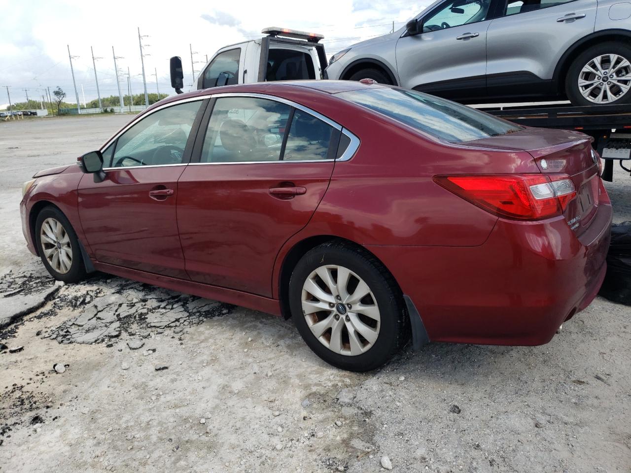2015 Subaru Legacy - Image 2