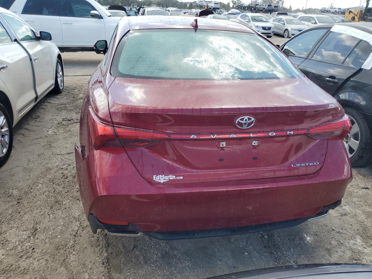 2019 Toyota Avalon - Image 6