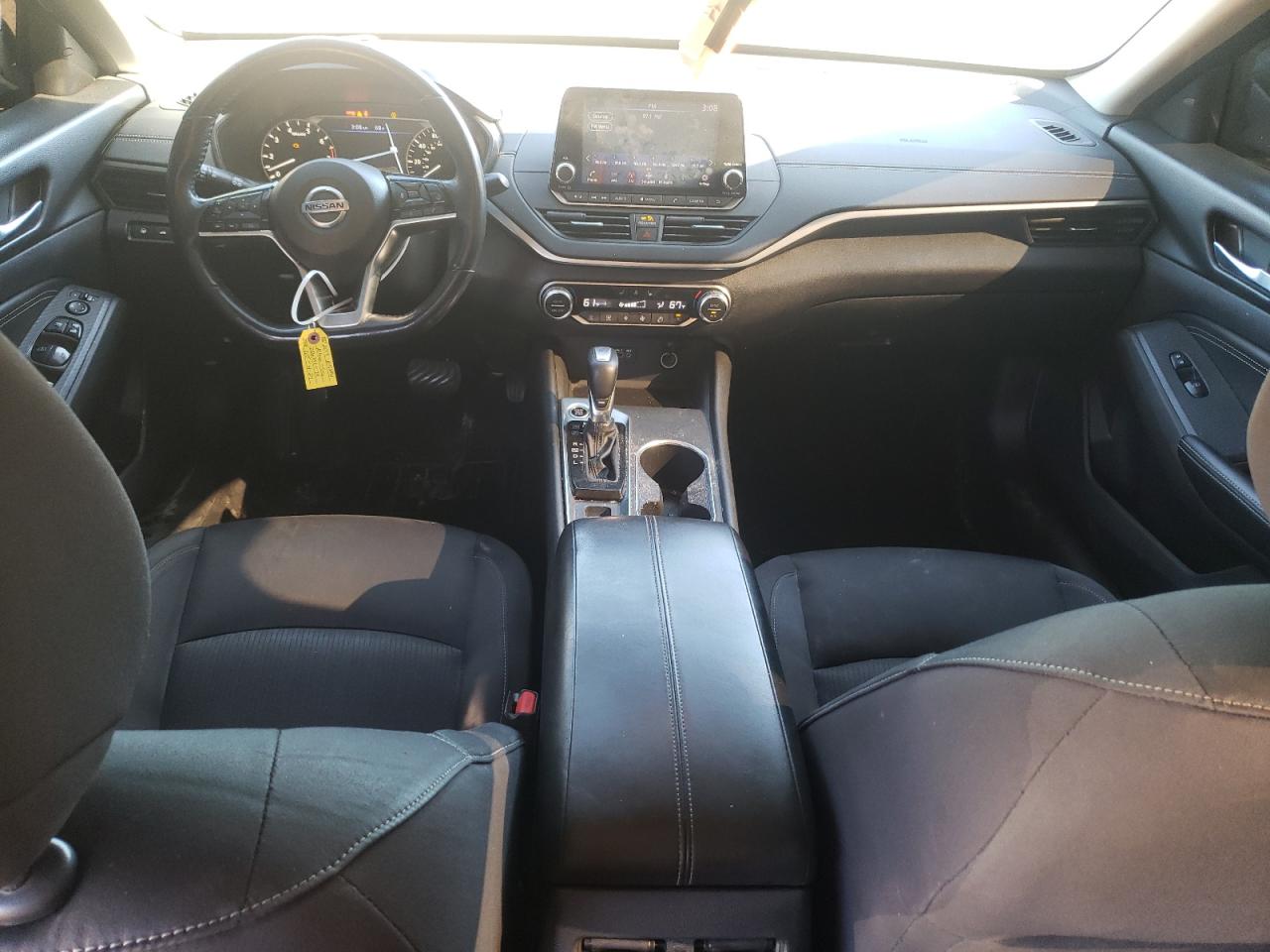 2019 Nissan Altima - Image 8