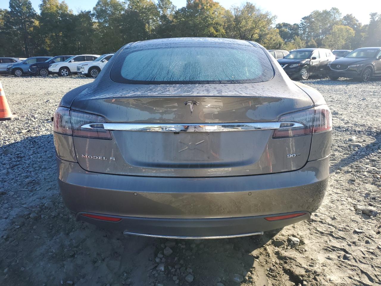 5YJSA1V22FF099467 2015 Tesla Model S 90D