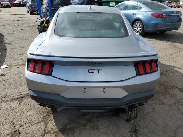  FORD MUSTANG 2024 Srebrny