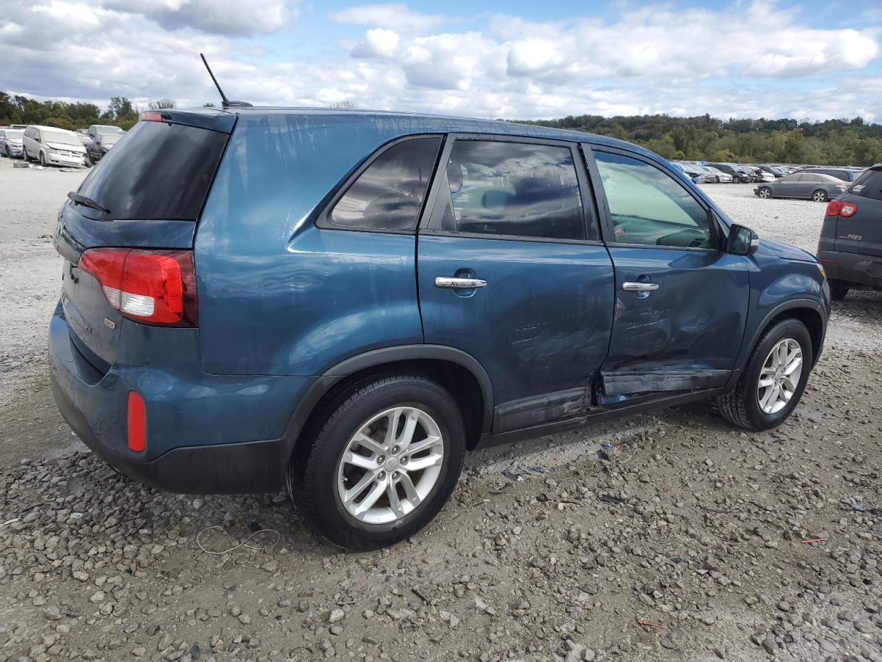 2014 Kia Sorento - Image 3