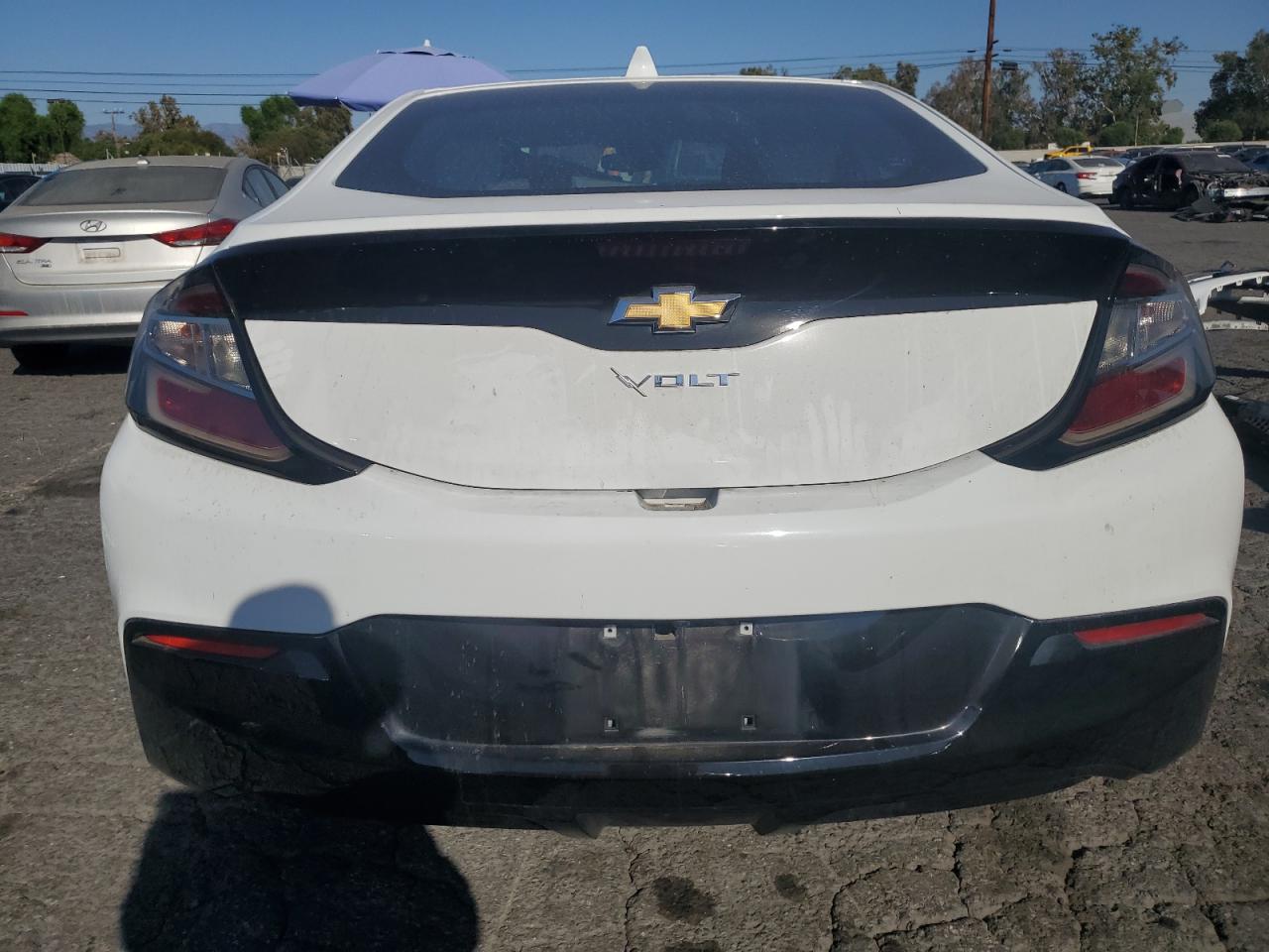 2018 Chevrolet Volt Lt VIN: 1G1RC6S53JU120632 Lot: 75014454