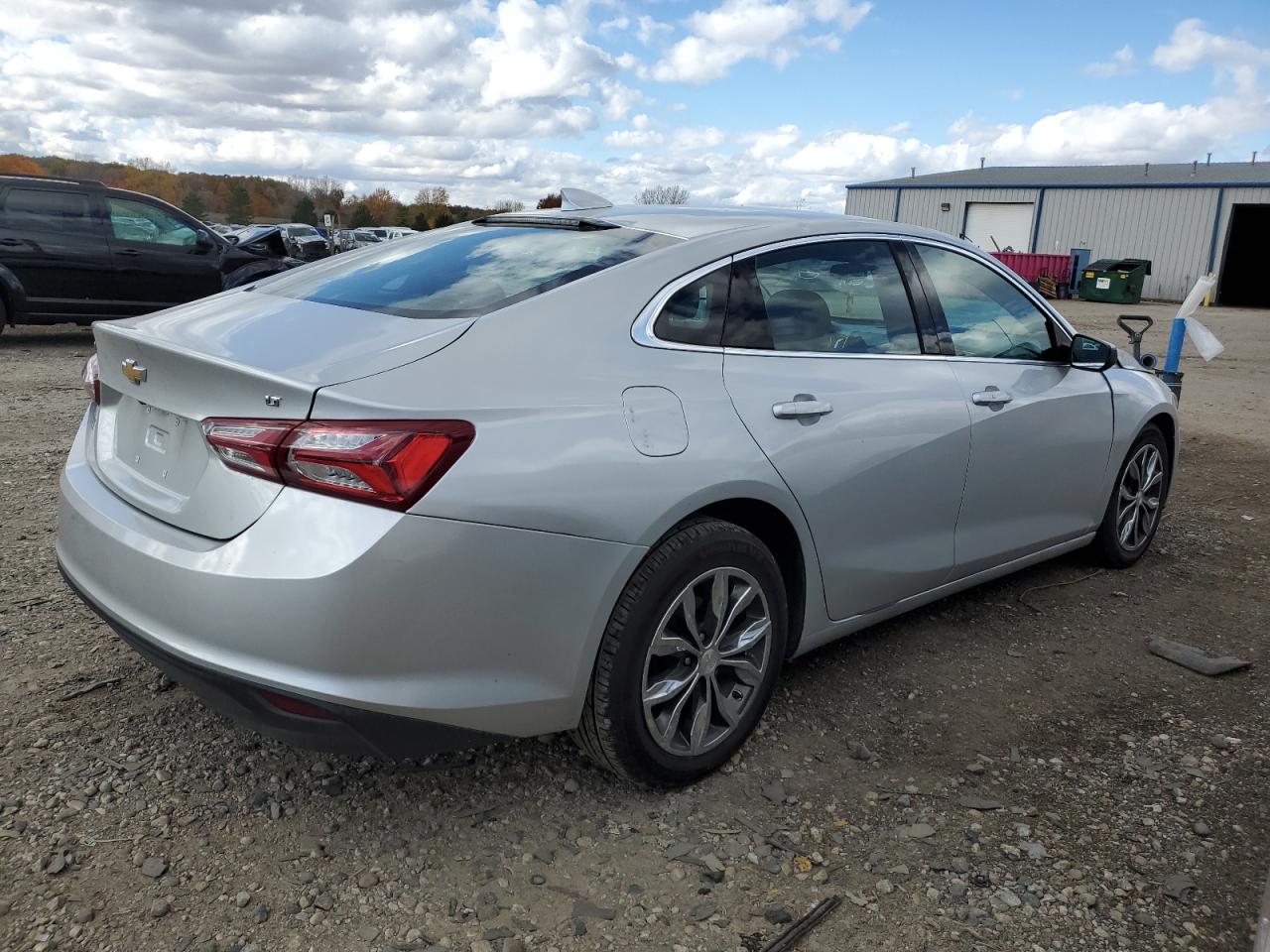2020 Chevrolet Malibu - Image 3