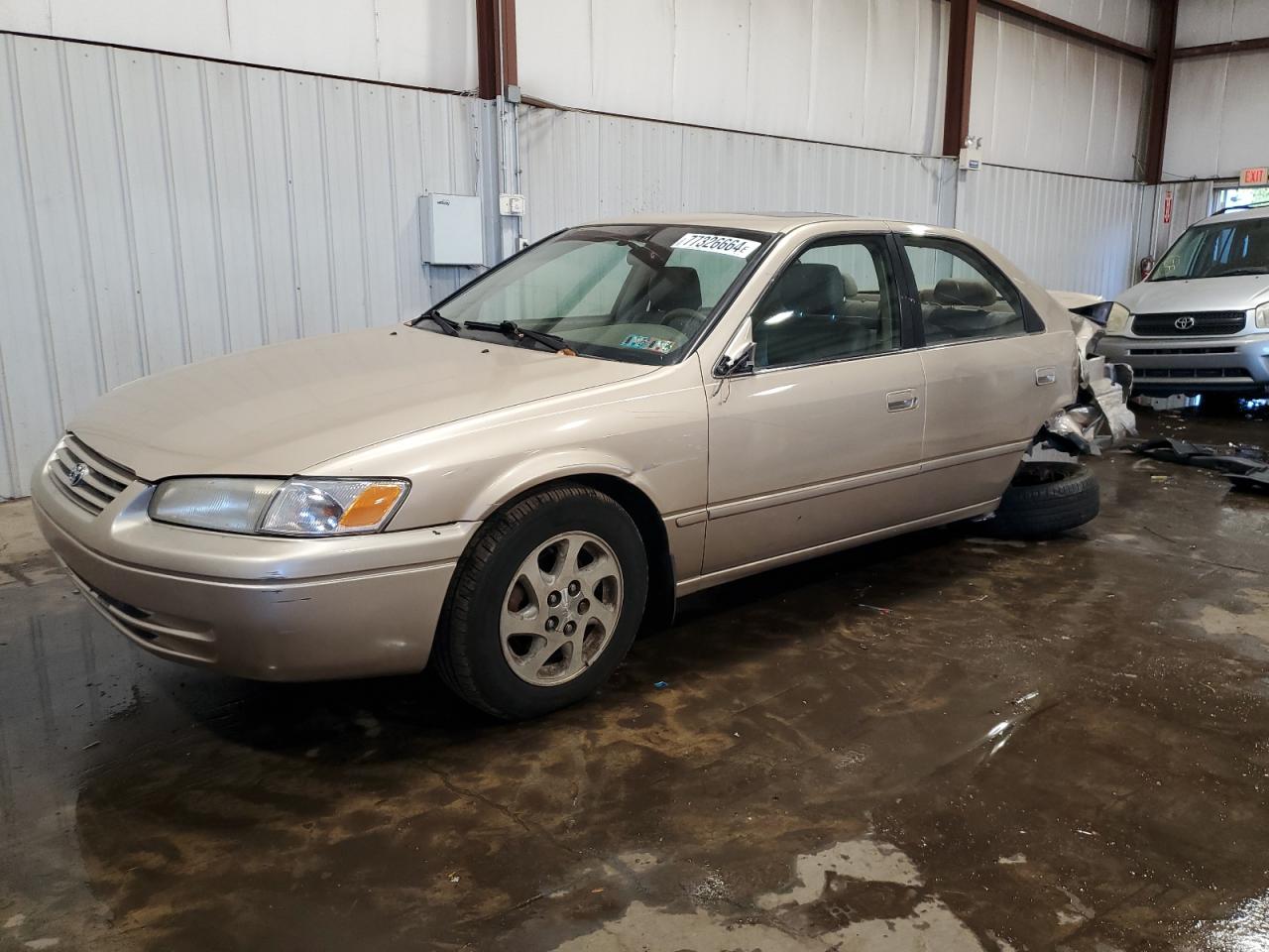 JT2BF28K1X0151036 1999 Toyota Camry Le