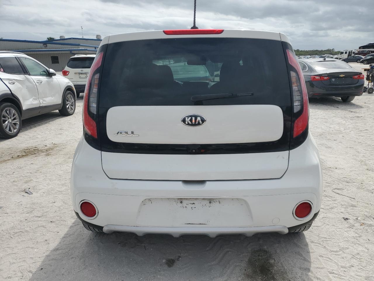 2018 Kia Soul + VIN: KNDJP3A51J7903729 Lot: 76503524