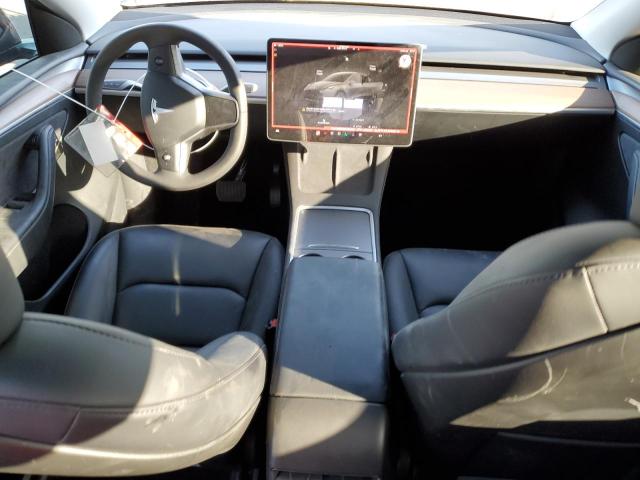  TESLA MODEL Y 2024 Srebrny
