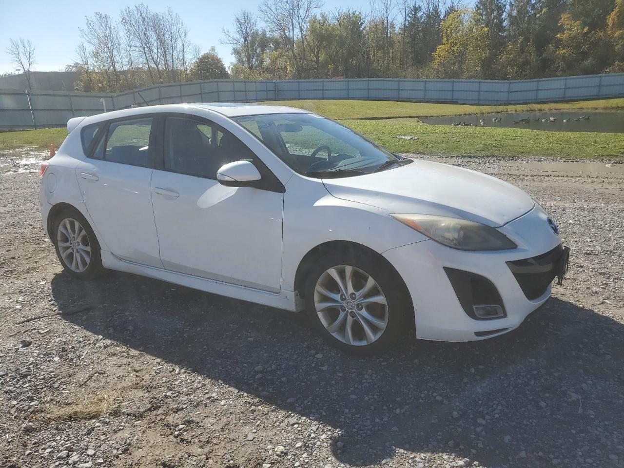 2010 Mazda 3 - Image 4