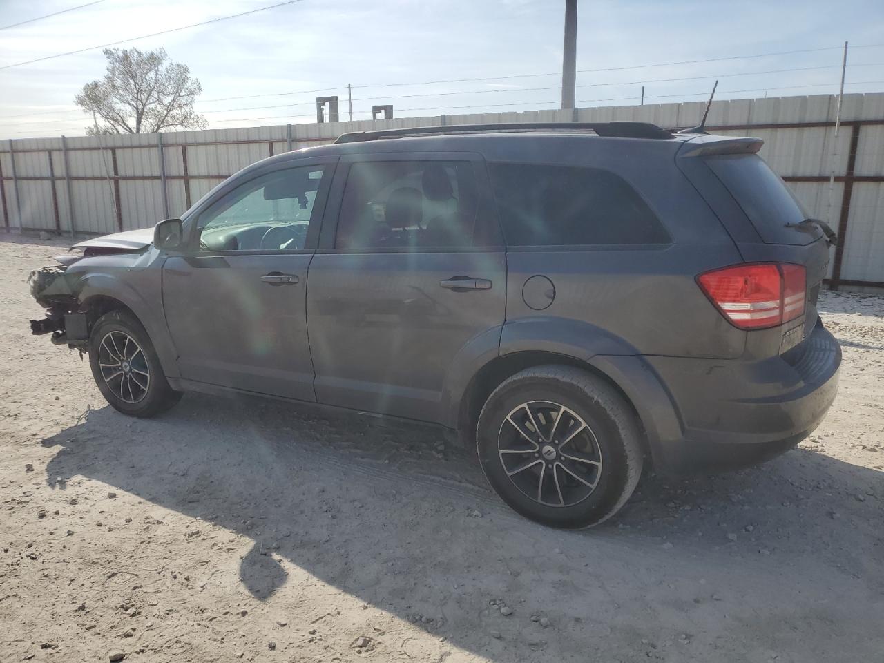 2018 Dodge Journey Se VIN: 3C4PDCAB0JT508218 Lot: 76722064