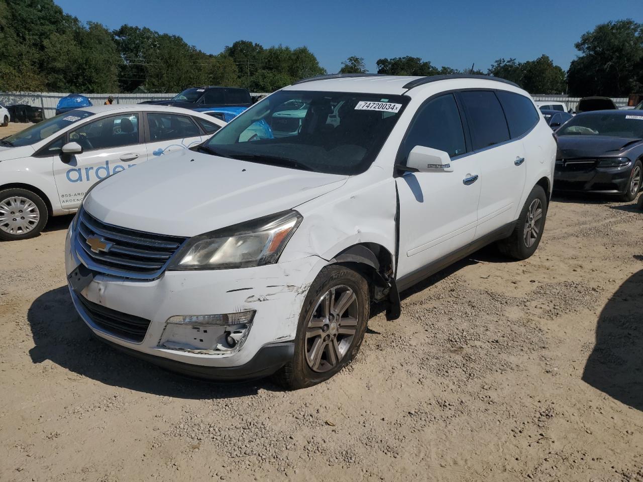 1GNKVHKD2HJ132392 2017 Chevrolet Traverse Lt