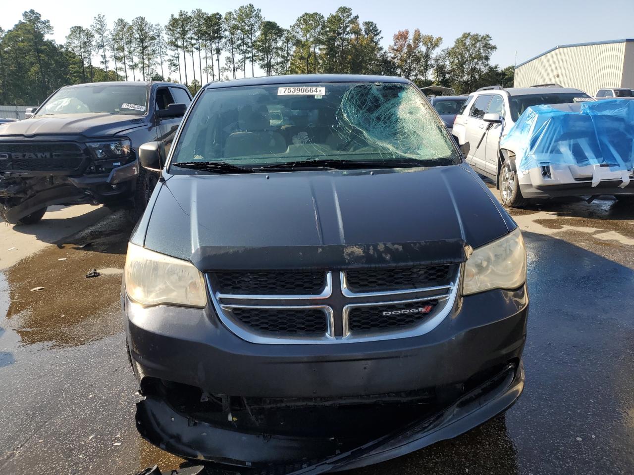 2014 Dodge Caravan - Image 5