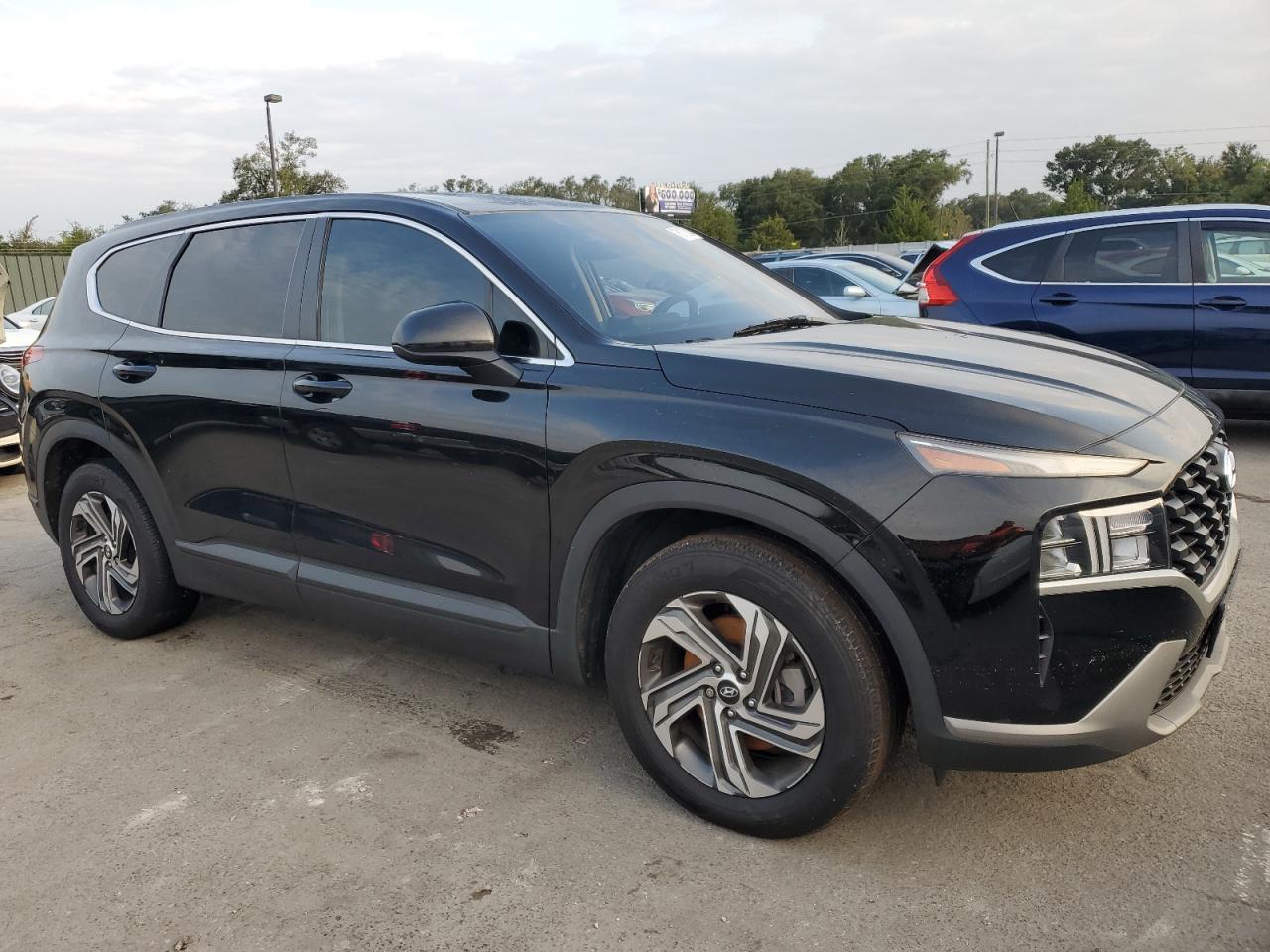 2023 Hyundai Santa Fe - Image 4