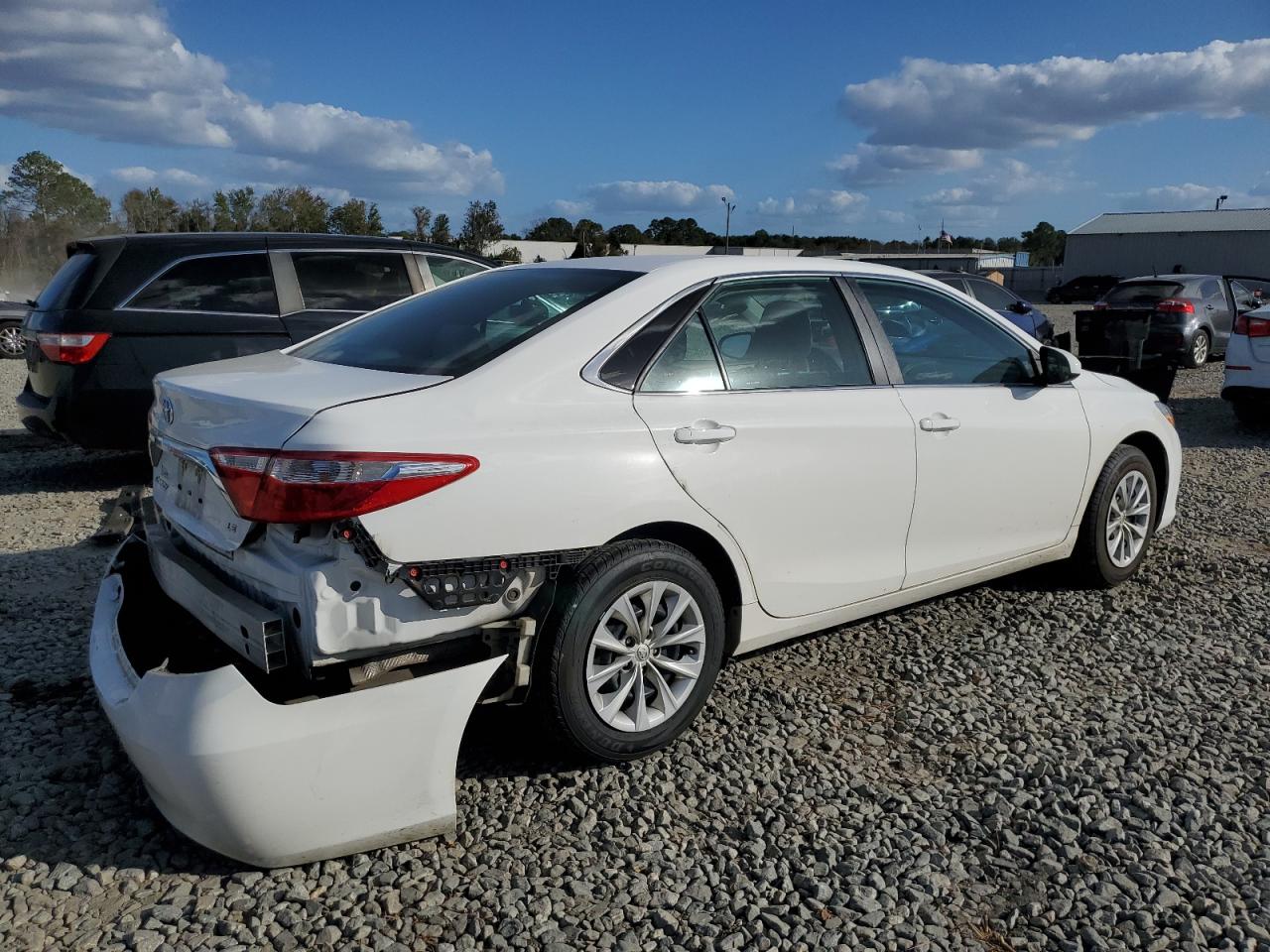 2016 Toyota Camry - Image 3