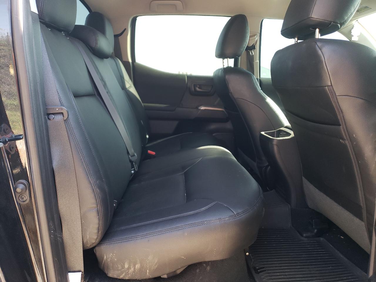 2021 Toyota Tacoma - Image 10