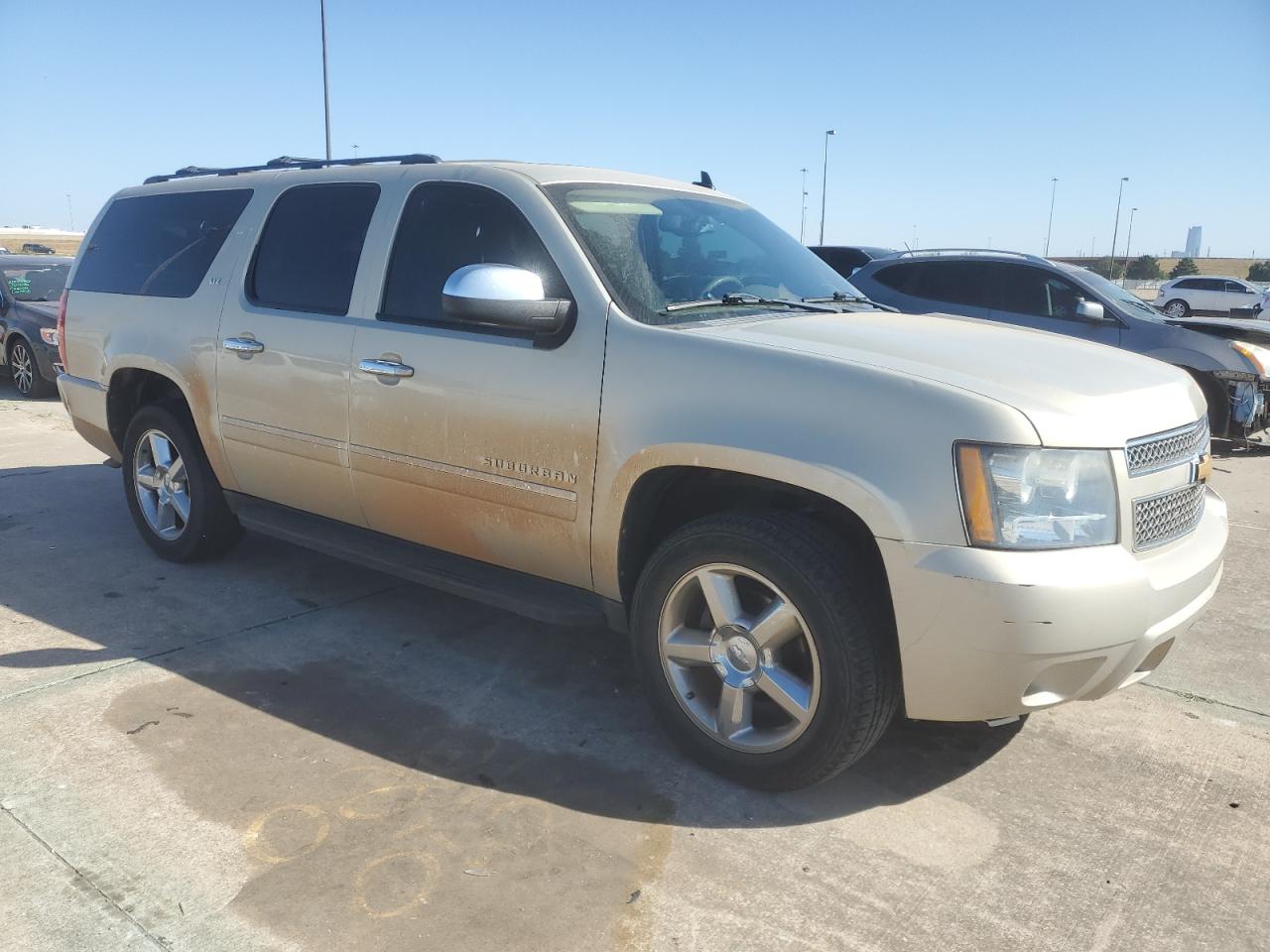 2012 Chevrolet Suburban - Image 4