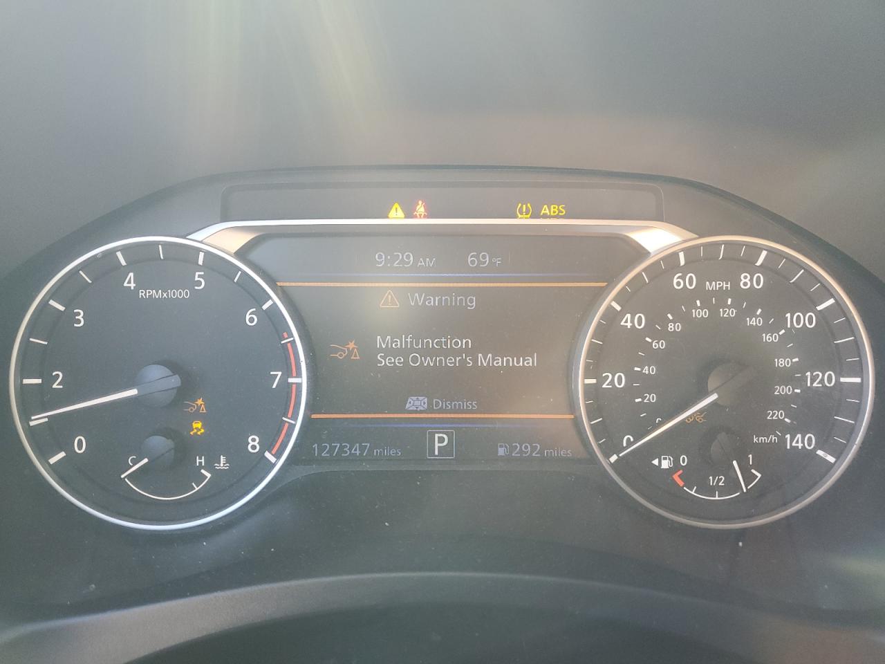 2020 Nissan Altima - Image 9