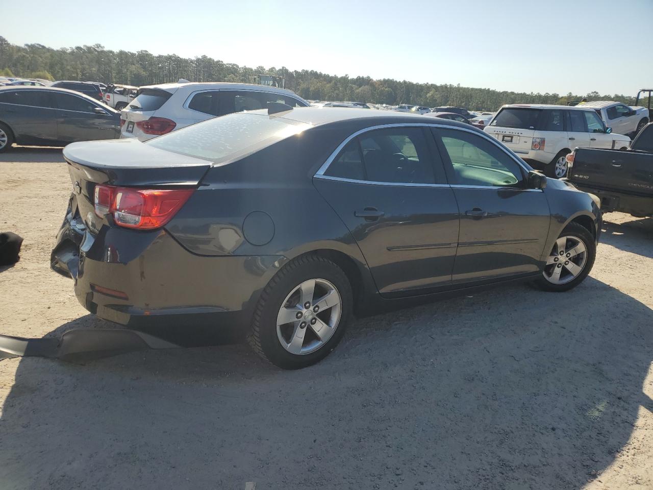 2015 Chevrolet Malibu - Image 3