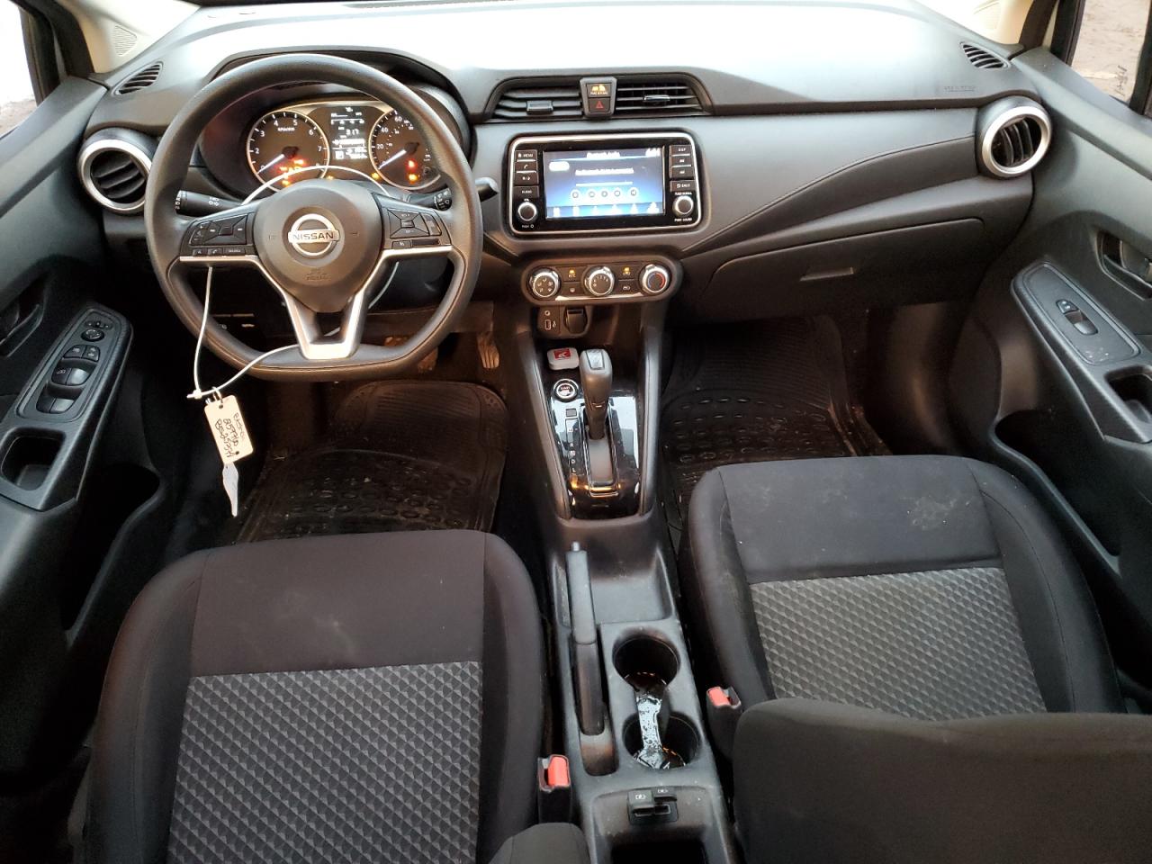 2021 Nissan Versa - Image 8