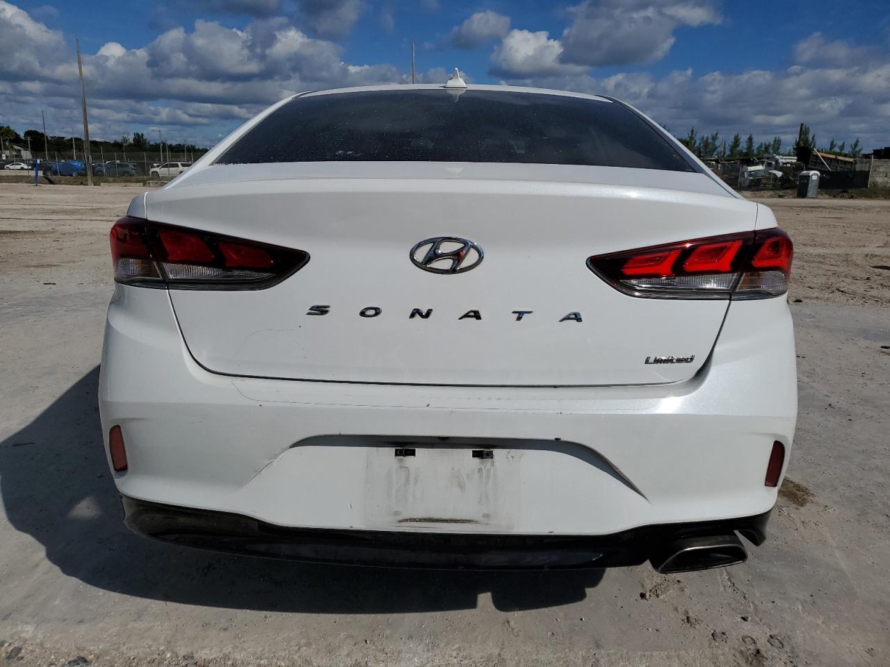 2019 Hyundai Sonata Limited VIN: 5NPE34AF7KH752629 Lot: 77579294