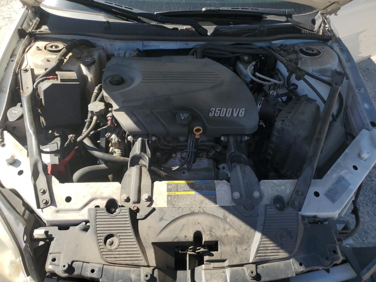 2009 Chevrolet Impala - Image 11