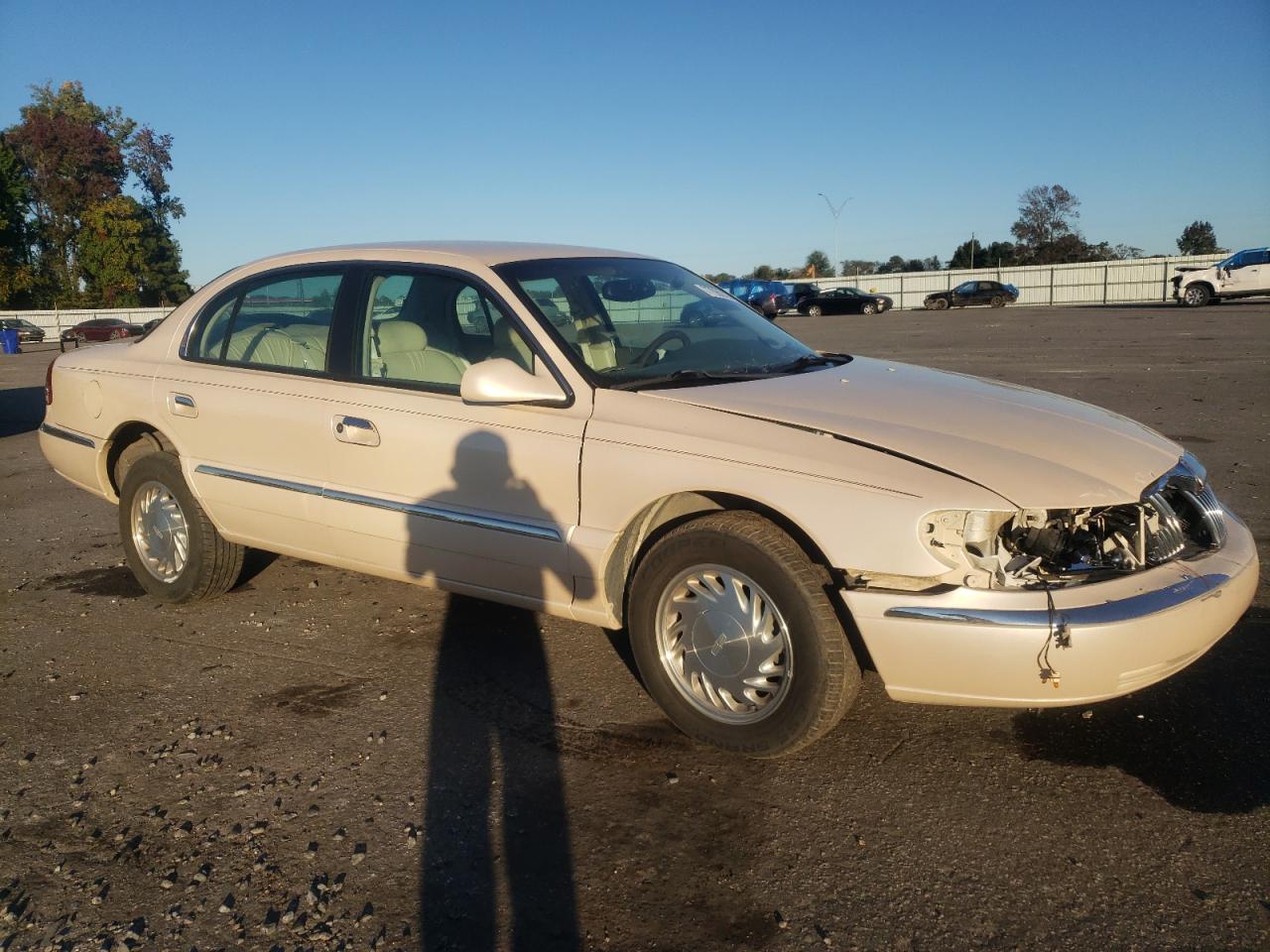 1998 Lincoln Continental - Image 4