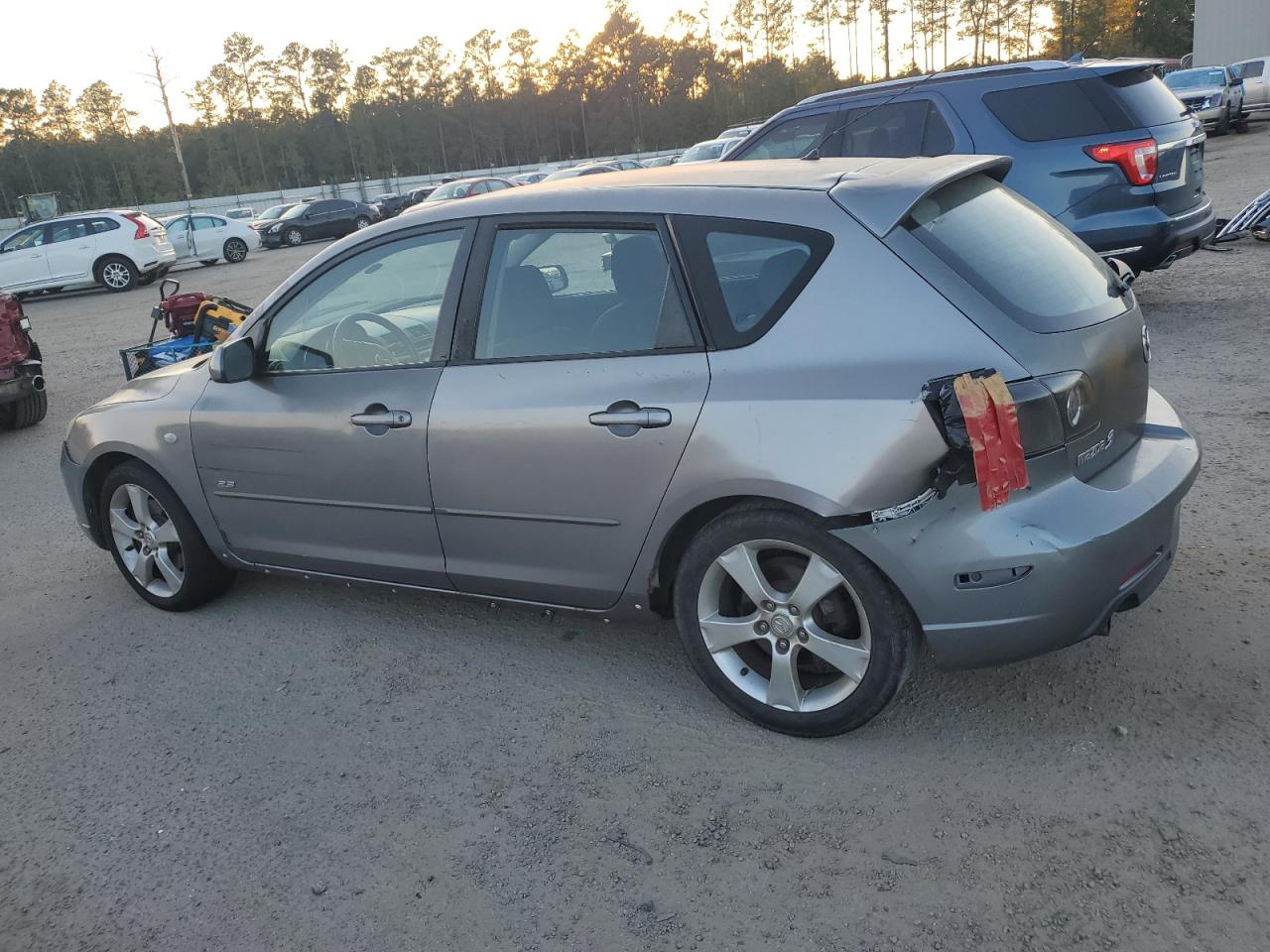 2005 Mazda 3 - Image 2