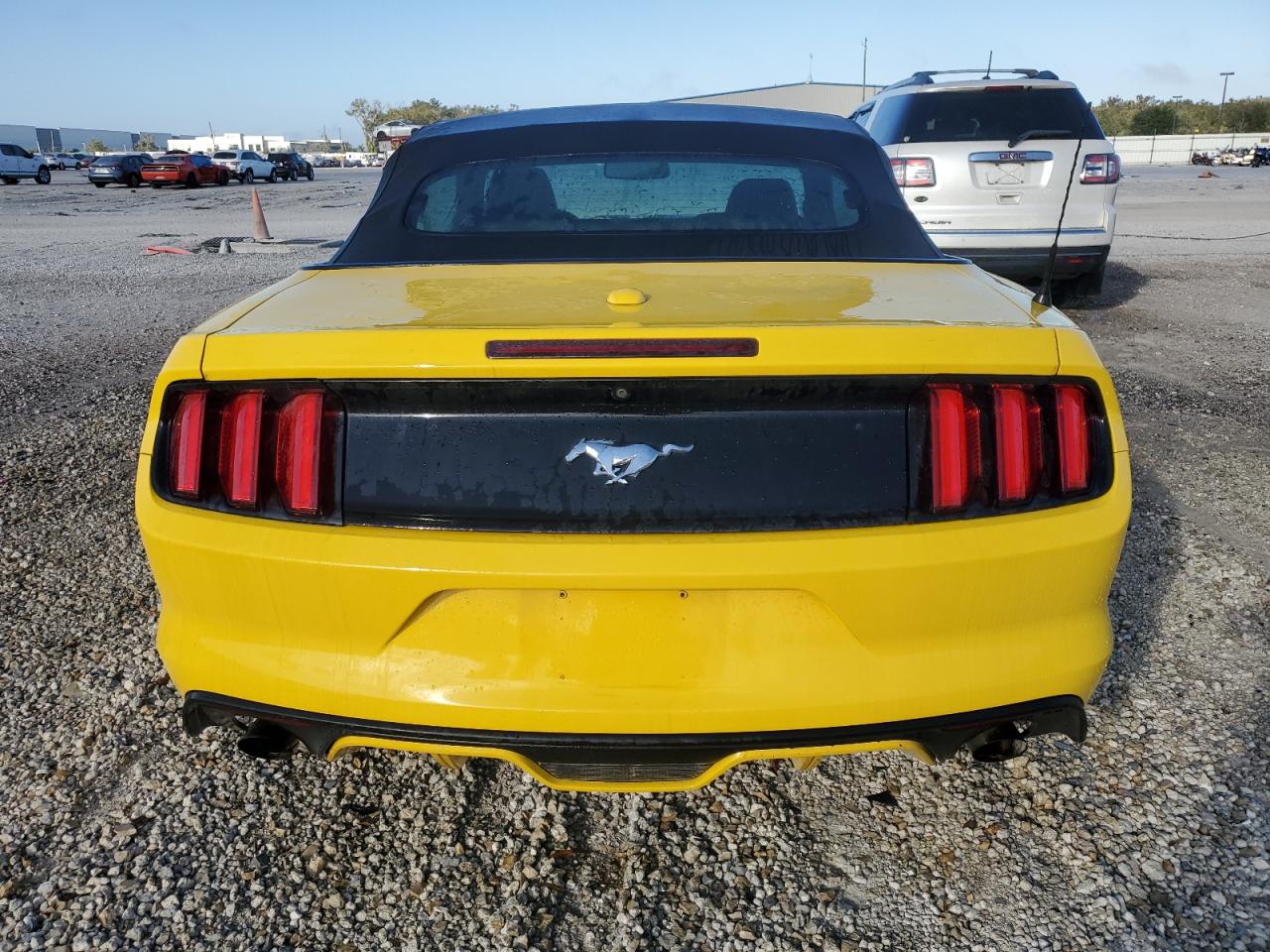 2015 Ford Mustang VIN: 1FATP8UH0F5423833 Lot: 78247264