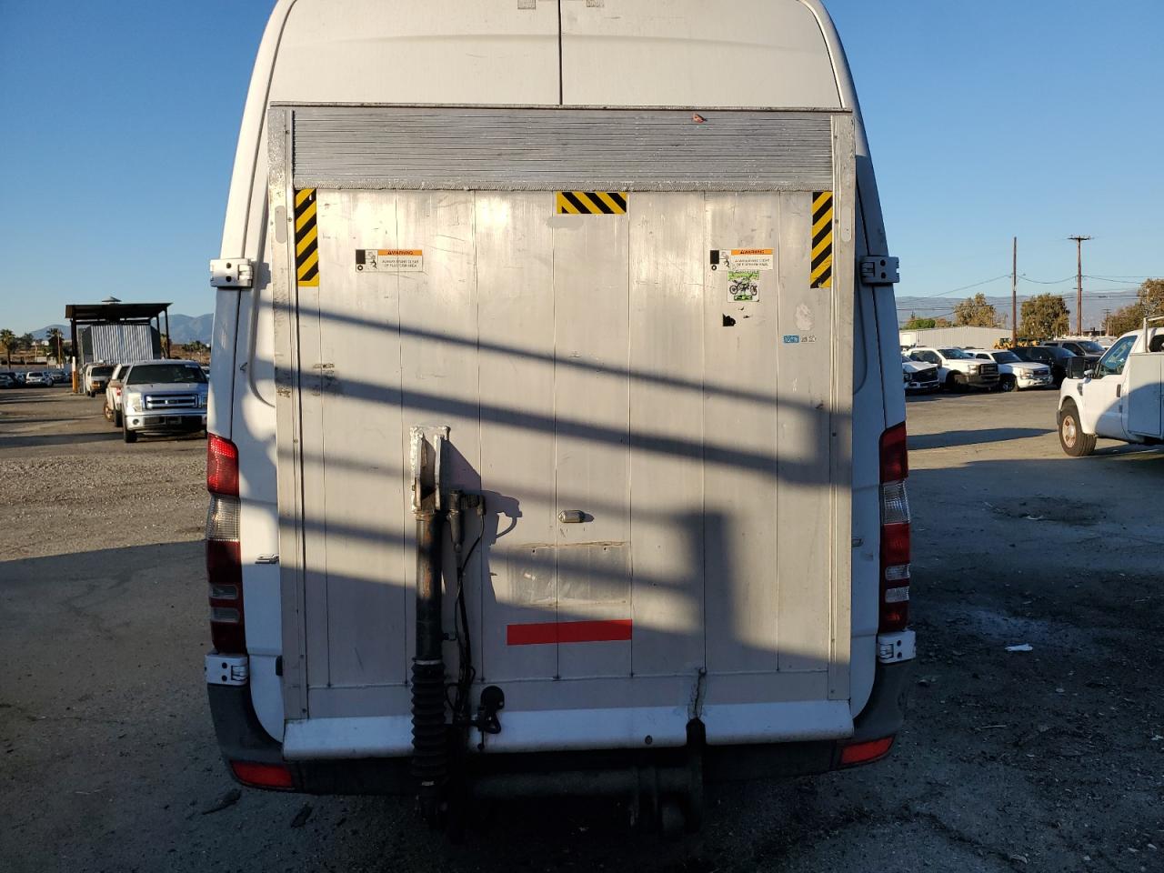 VIN WD3PE8CD5HP543080 2017 MERCEDES-BENZ SPRINTER no.10