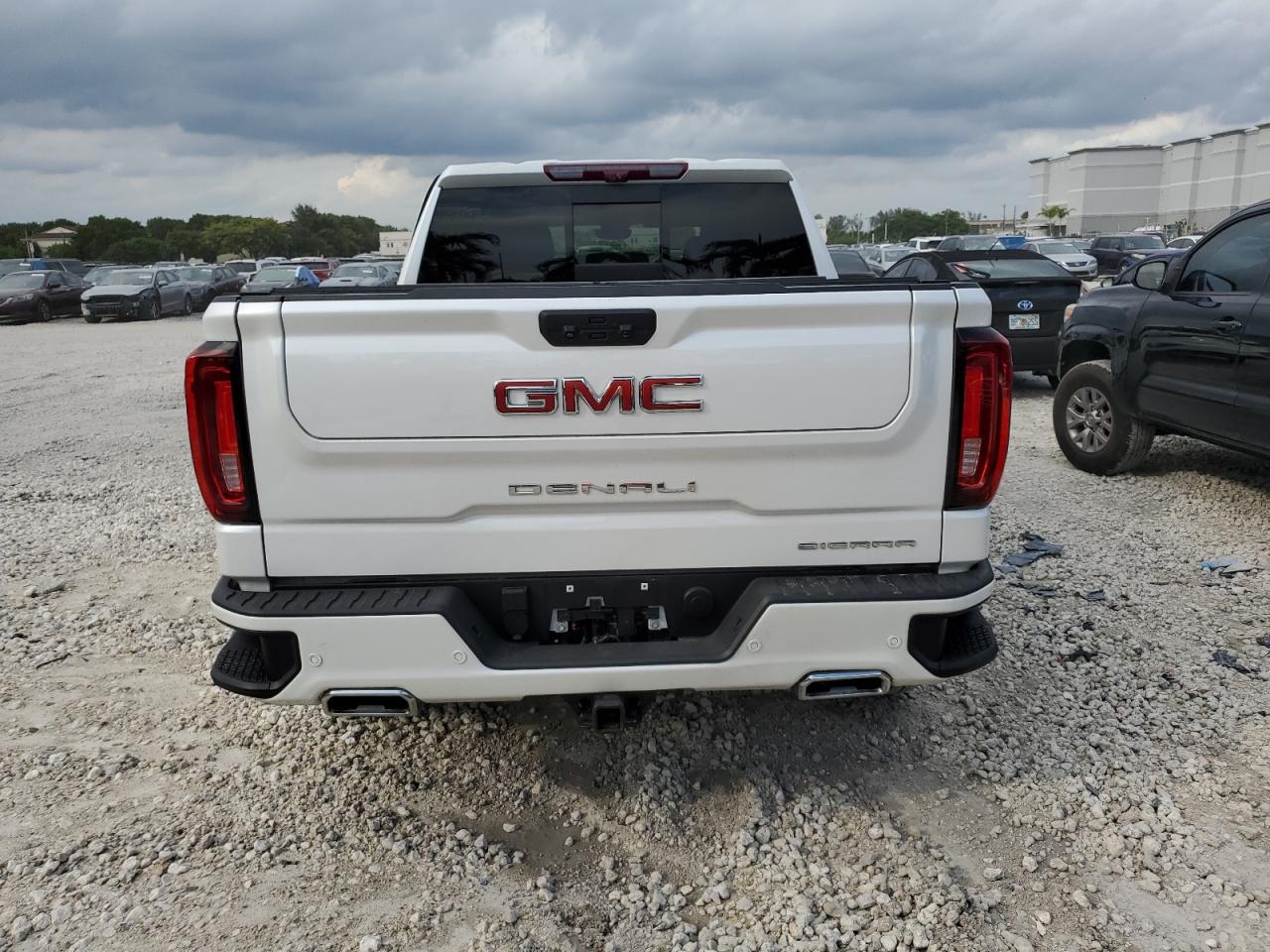 2022 GMC Sierra C1500 Denali VIN: 3GTPHGED5NG611382 Lot: 76286894