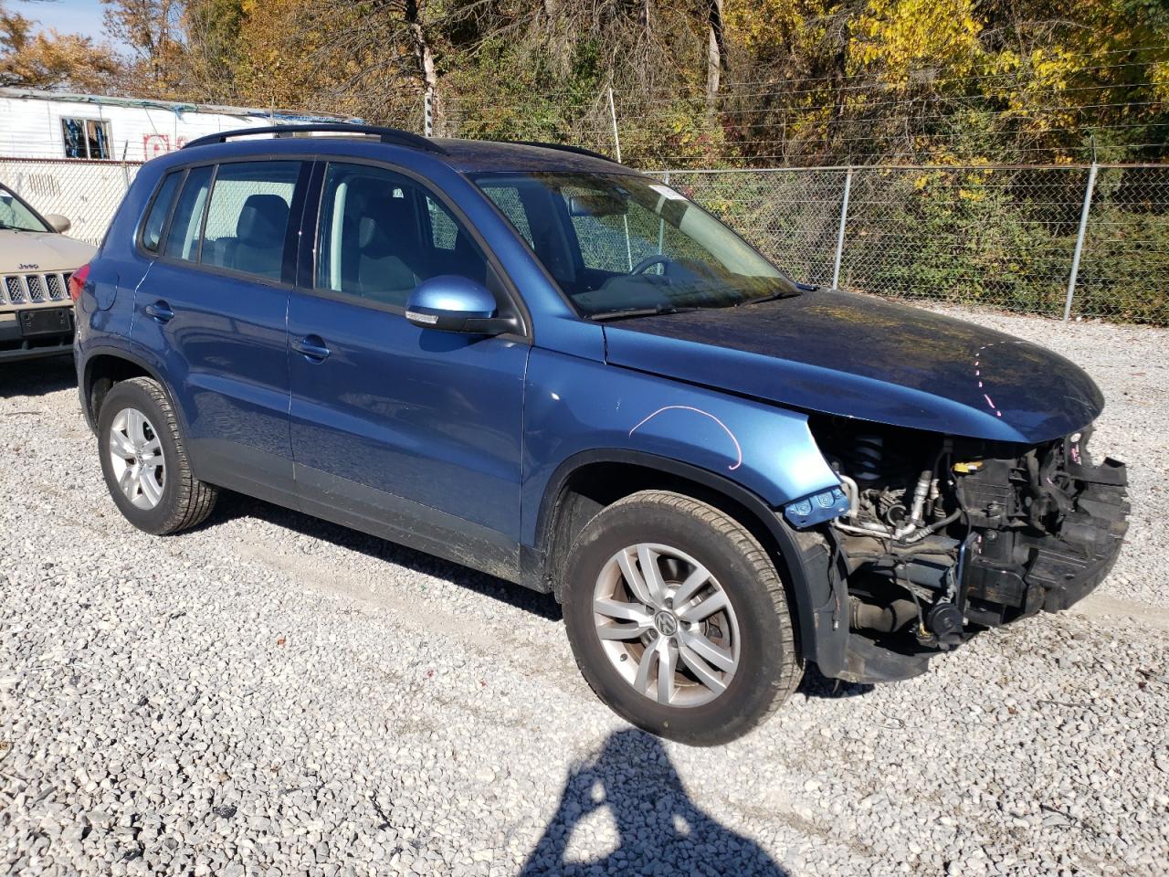 2017 Volkswagen Tiguan S VIN: WVGBV7AX2HW507050 Lot: 77196194