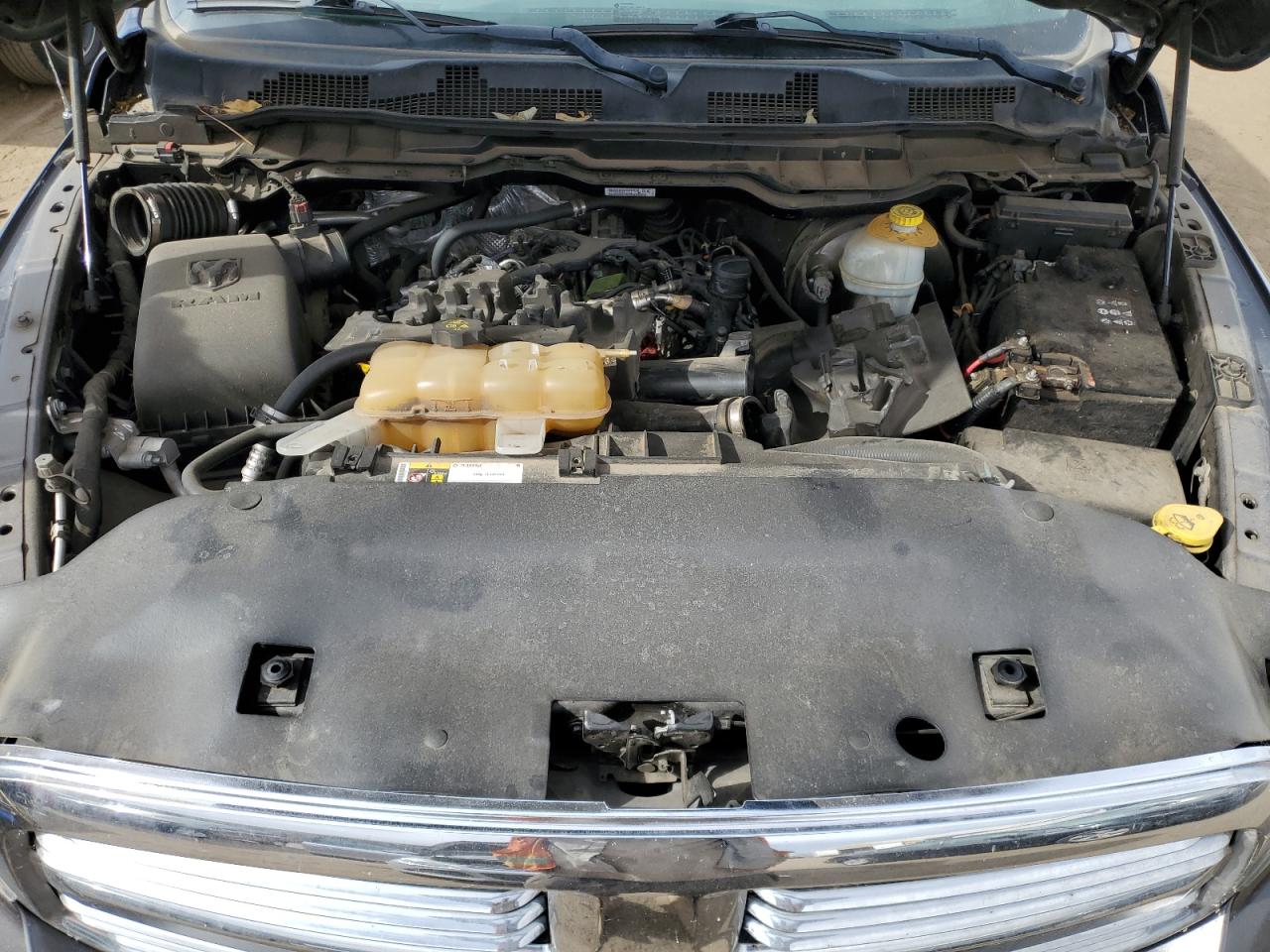 1C6RR7LM7FS607117 2015 Ram 1500 Slt