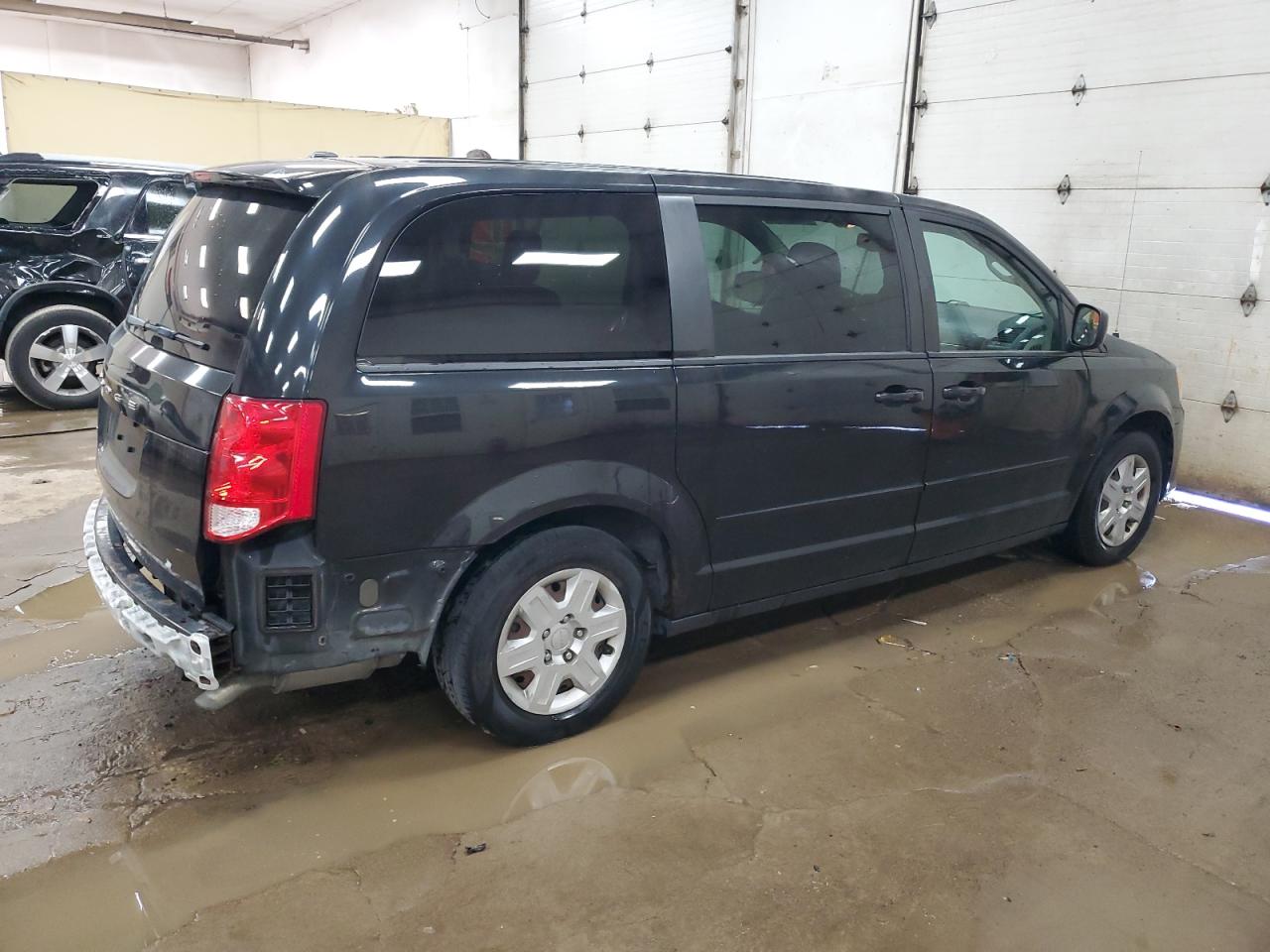 2012 Dodge Caravan - Image 3