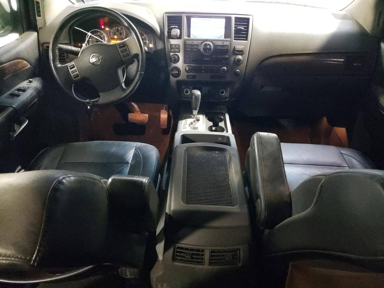 2010 Nissan Armada - Image 8