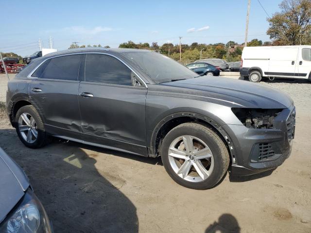  AUDI Q8 2019 Szary