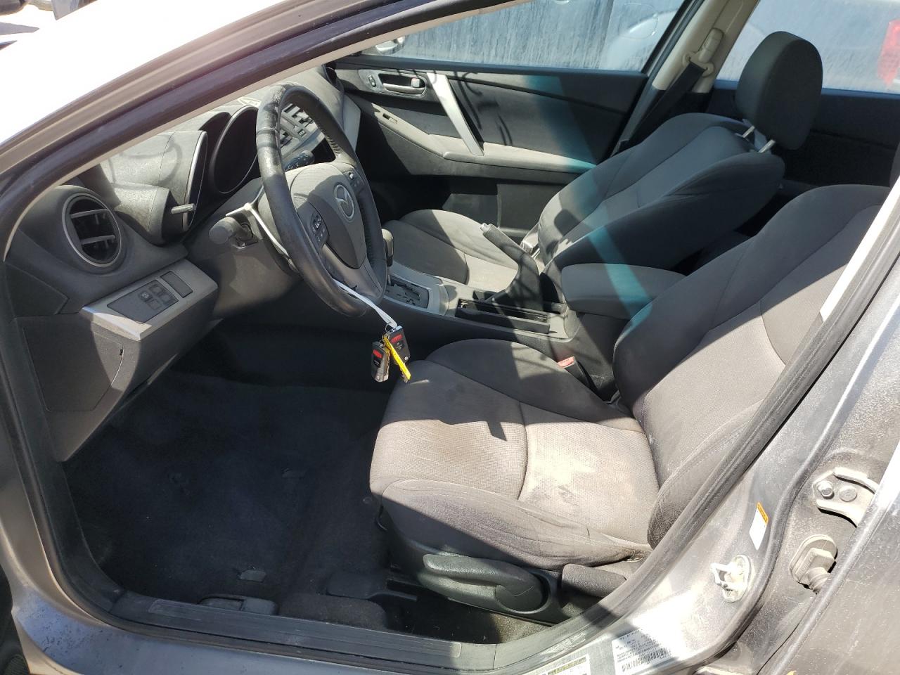 2010 Mazda 3 S VIN: JM1BL1H60A1334197 Lot: 75517594