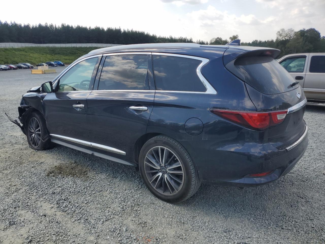 2018 Infiniti QX60 - Image 2