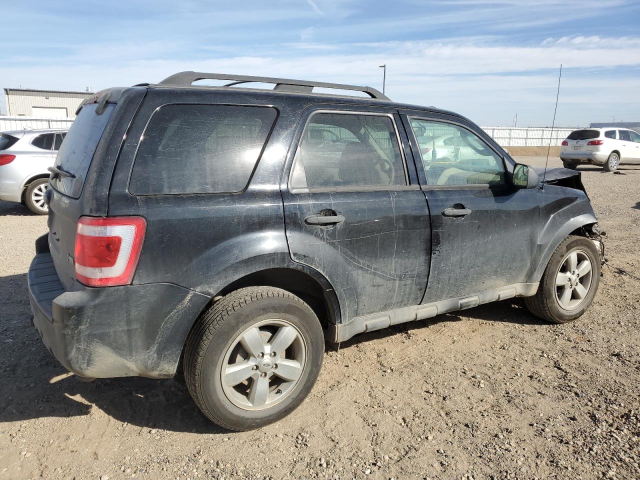 2010 Ford Escape - Image 3