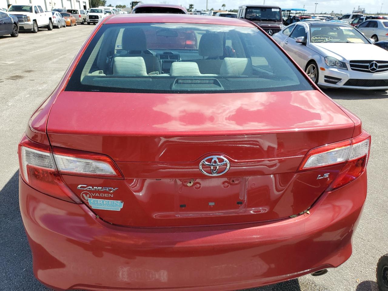 2014 Toyota Camry - Image 6