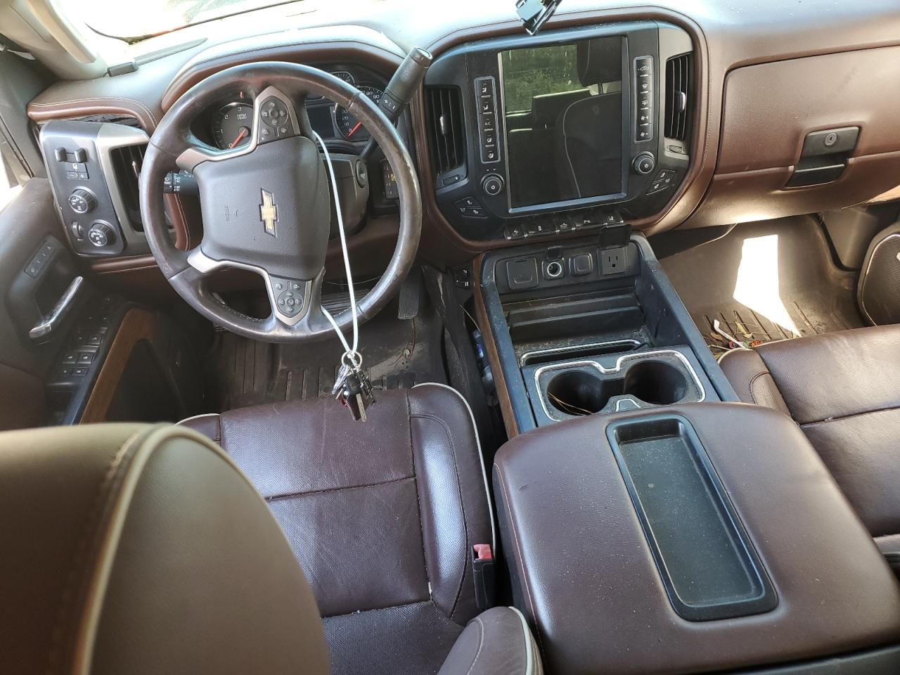 2015 Chevrolet Silverado - Image 8