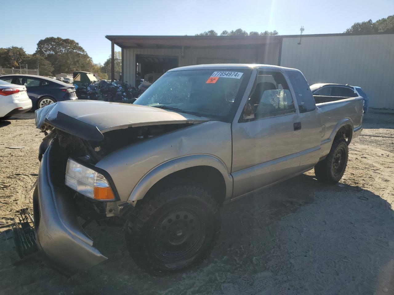 2000 GMC Sonoma - Image 1