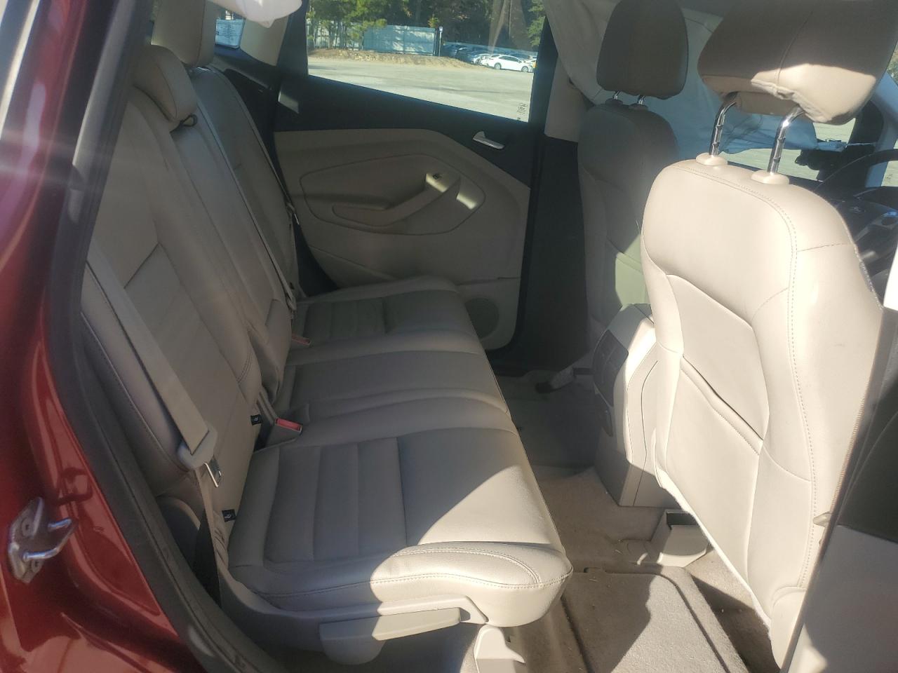 2013 Ford C-MAX - Image 11