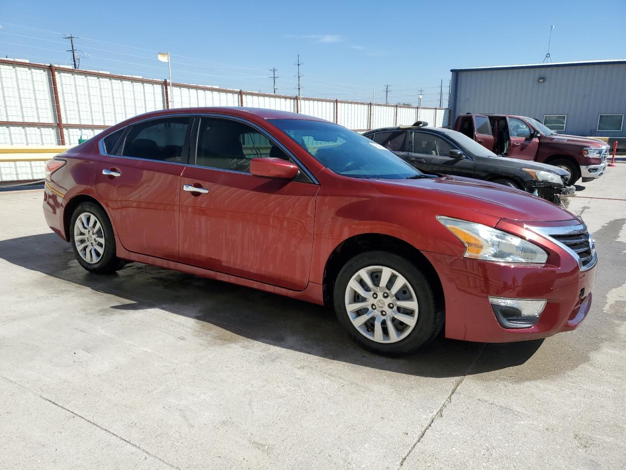 2015 Nissan Altima - Image 4