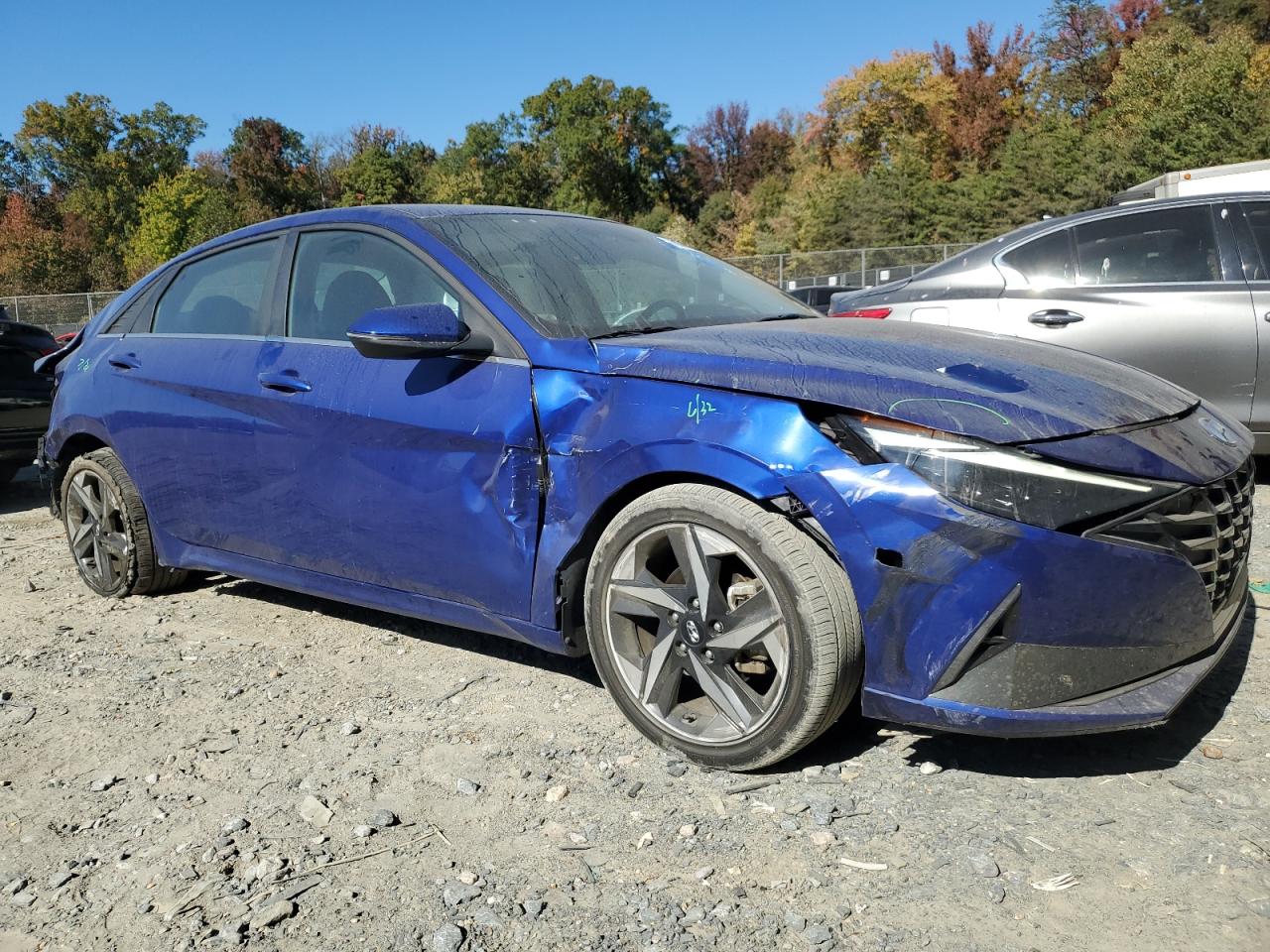 2023 Hyundai Elantra - Image 4