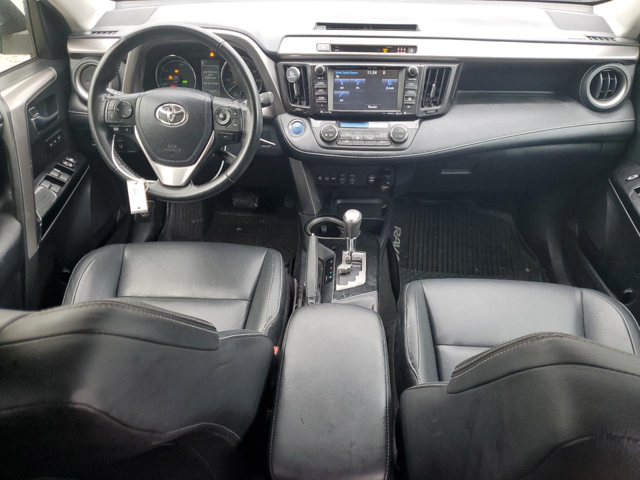 2018 Toyota RAV 4 - Image 8