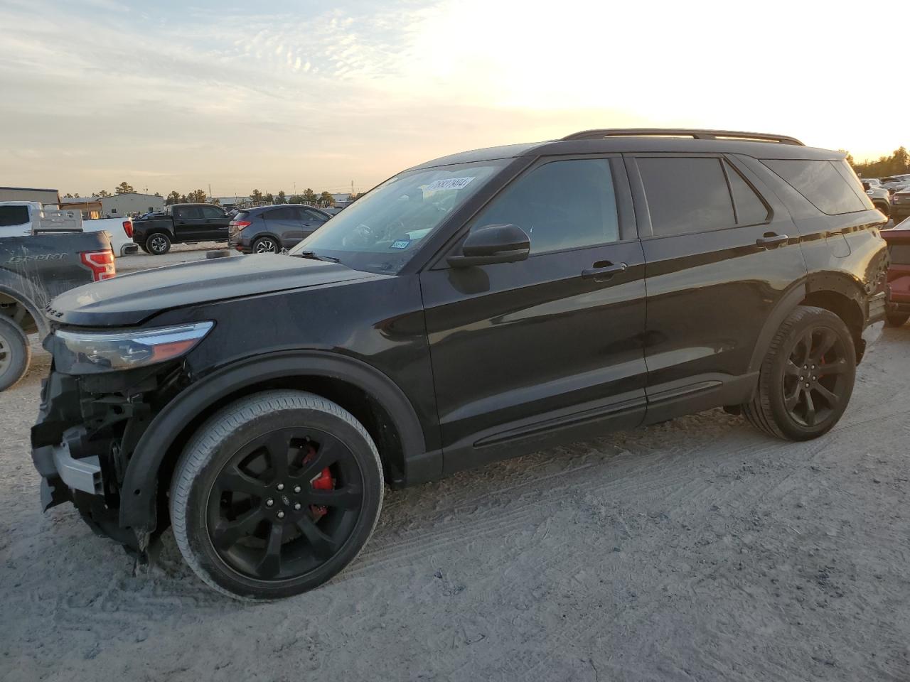 2021 Ford Explorer - Image 1